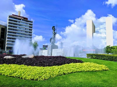 La Minerva fountain and traffic circle is a guardian of Guadalajara.