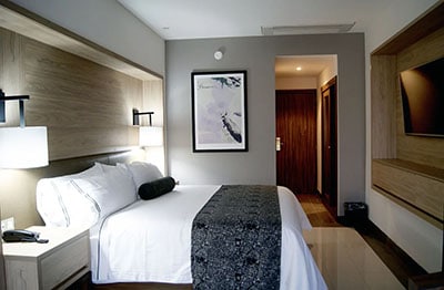 Hotel Maestranza standard bedroom